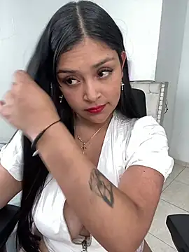 Snapshot of Simplemente_Aurora chatting on 24, 6, 2026 Simplemente Aurora online show from 24, 6, 2026