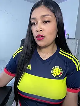 Snapshot of Simplemente_Aurora chatting on 3, 7, 2026 Simplemente Aurora online show from 3, 7, 2026