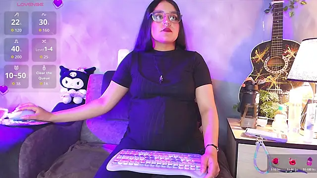 Snapshot of ambar__devon chatting on 18, 5, 2026 ambar devon online show from 18, 5, 2026