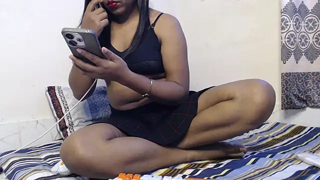 VelvetCoupleLive online show from 8, 5, 2026