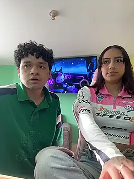 Snapshot of hotlatinocouple__ chatting on 10, 6, 2026 hotlatinocouple online show from 10, 6, 2026
