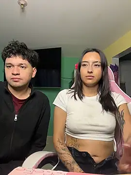 Snapshot of hotlatinocouple__ chatting on 23, 6, 2026 hotlatinocouple online show from 23, 6, 2026