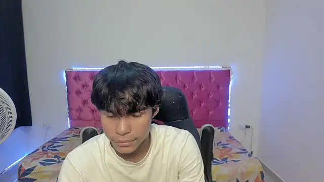skinny sam online show from 25, 5, 2026