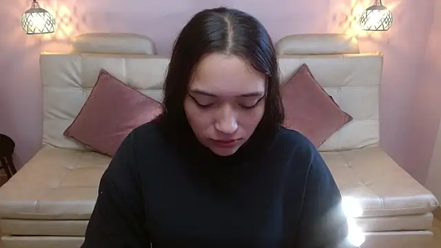 Marianne Cam online show from 9, 5, 2026