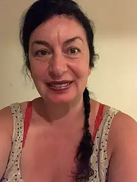 Lizzaa80 online show from 10, 7, 2026