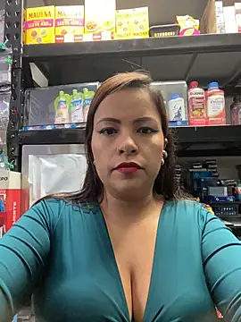 Snapshot of MIA_ROSSEEE chatting on 9, 6, 2026 MIA ROSSEEE online show from 9, 6, 2026