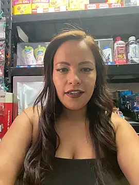 Snapshot of MIA_ROSSEEE chatting on 28, 6, 2026 MIA ROSSEEE online show from 28, 6, 2026