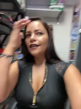 MIA ROSSEEE online show from 25, 4, 2026