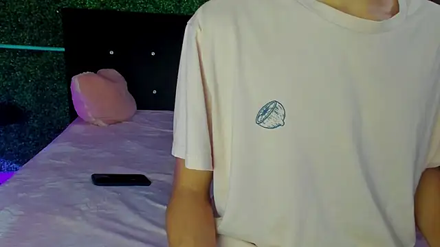 rafael velvet online show from 10, 4, 2026