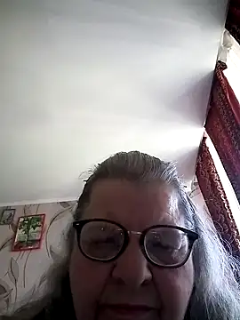Snapshot of MartaMia68 chatting on 6, 5, 2026 MartaMia68 online show from 6, 5, 2026