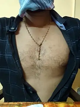 bullhottamil online show from 11, 4, 2026