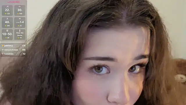 Snapshot of ChloeBlisss chatting on 11, 4, 2026 ChloeBlisss online show from 11, 4, 2026