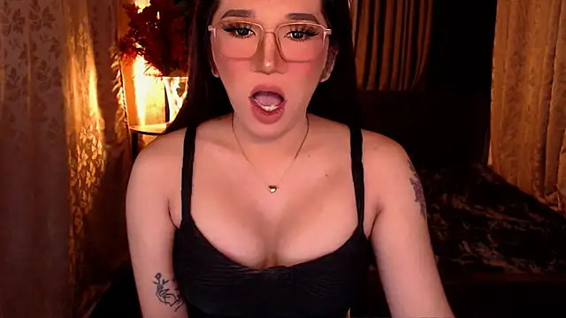 Snapshot of Precious_RoseDollxxx chatting on 13, 7, 2026 Precious RoseDollxxx online show from 13, 7, 2026