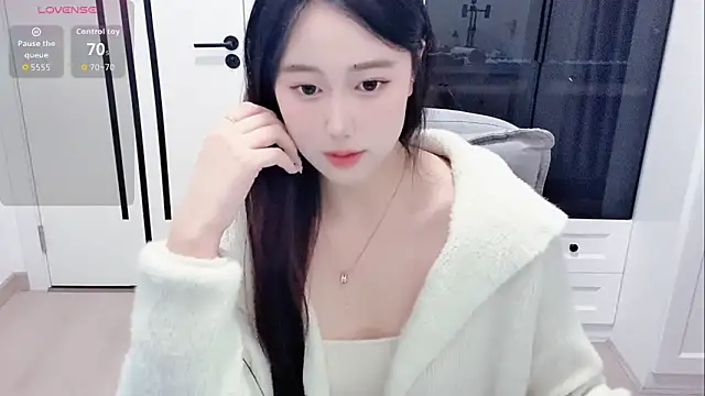 secret-sese online show from 22, 4, 2026