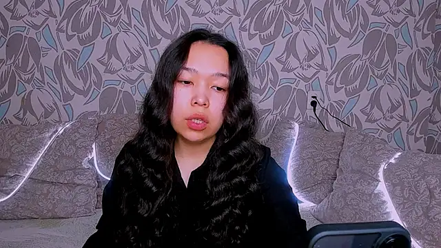 Zlata lee online show from 28, 4, 2026