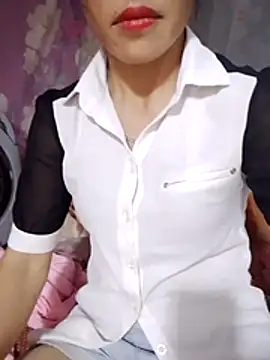 Snapshot of _Lyly_pussy_ chatting on 9, 4, 2026 Lyly pussy online show from 9, 4, 2026