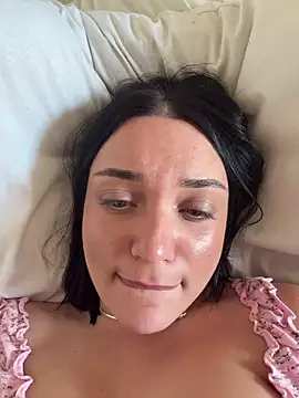 LucyHotty  online show from 25, 5, 2026