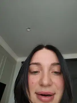 LucyHotty  online show from 12, 4, 2026