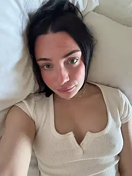 LucyHotty  online show from 20, 5, 2026