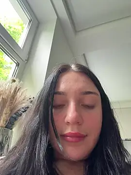 LucyHotty  online show from 18, 6, 2026