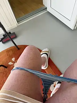 elysmay online show from 9, 4, 2026