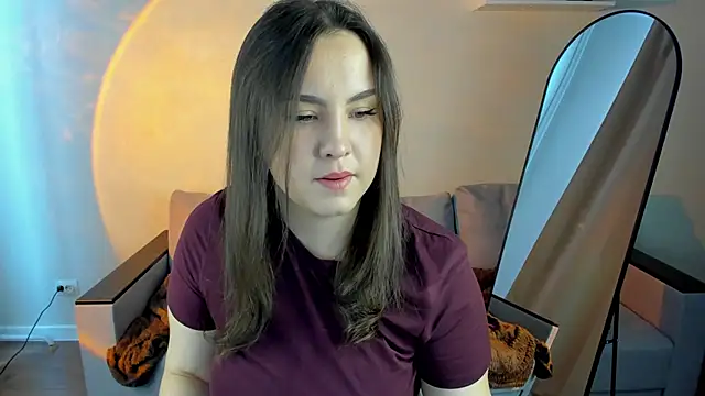 Nelie Evans online show from 19, 5, 2026