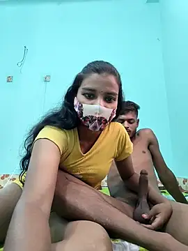 Hot-Couple4 online show from 5, 5, 2026