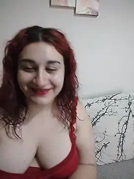 Snapshot of atesli_zumra chatting on 18, 7, 2026 atesli zumra online show from 18, 7, 2026
