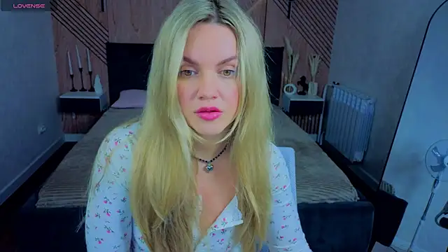Jennifer Perezz online show from 1, 6, 2026