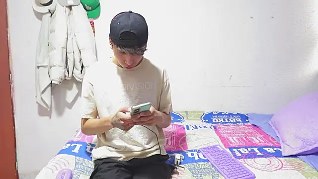 Alexander 2003Castro online show from 12, 4, 2026