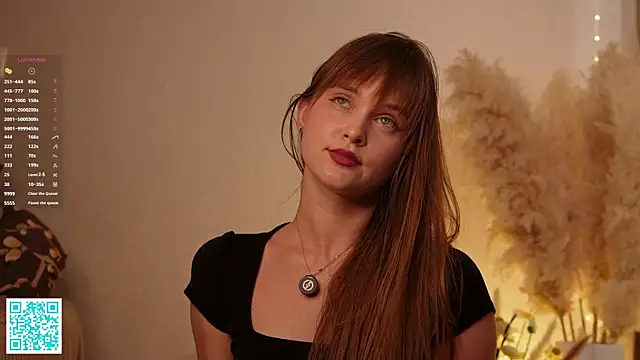 lllbombshelll online show from 25, 6, 2026
