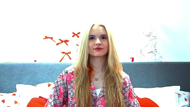 LeaLamour online show from 13, 4, 2026