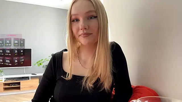 Snapshot of PlasaRima chatting on 15, 4, 2026 PlasaRima online show from 15, 4, 2026