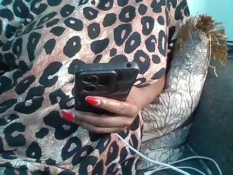 hotchoco03 online show from 11, 4, 2026