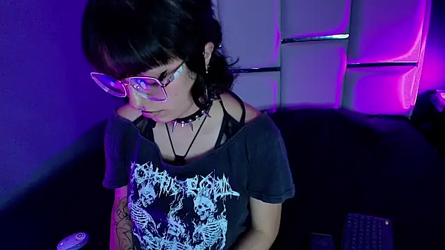 BadEmyXO online show from 20, 5, 2026