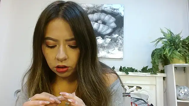 SalomeMartinez  online show from 22, 5, 2026