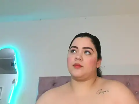 laurenlaine online show from 13, 4, 2026