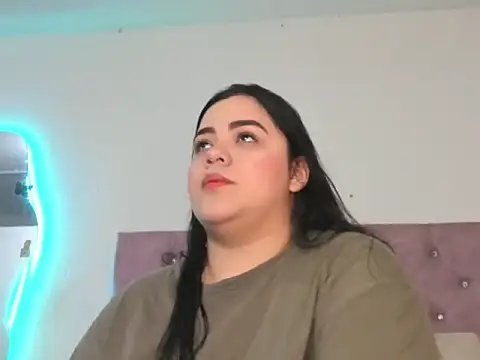 laurenlaine online show from 14, 4, 2026