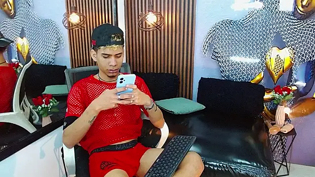 Skinny cute Alyer online show from 14, 6, 2026