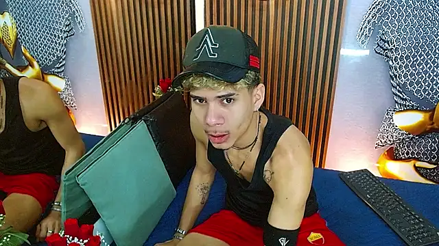 Skinny cute Alyer online show from 25, 5, 2026