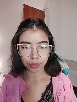 Iam eli09 online show from 13, 4, 2026