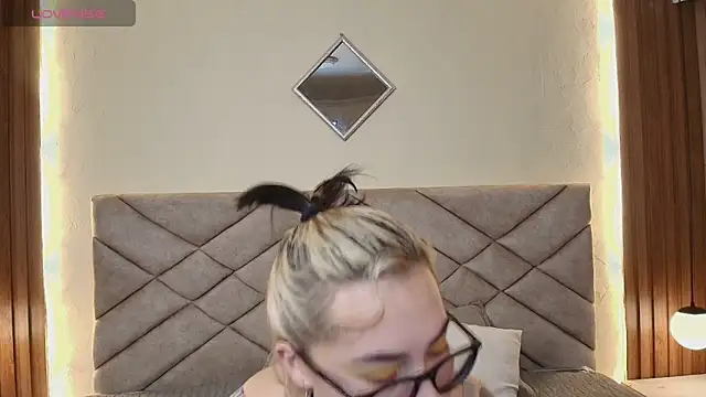 NoahAndGaia online show from 9, 5, 2026