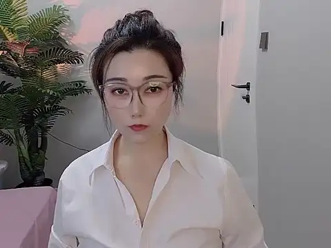 Yunxi- online show from 21, 4, 2026