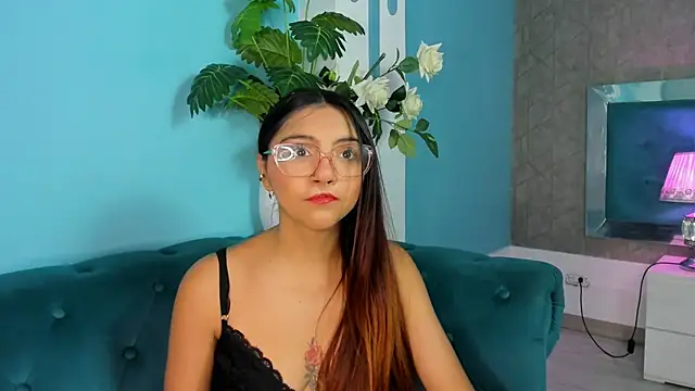 AshleeyRoberts online show from 16, 5, 2026