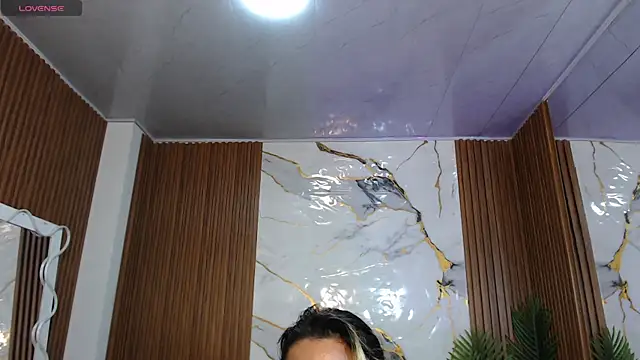 alonddra tay online show from 9, 5, 2026