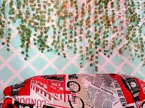 Selene 333 hot online show from 11, 4, 2026