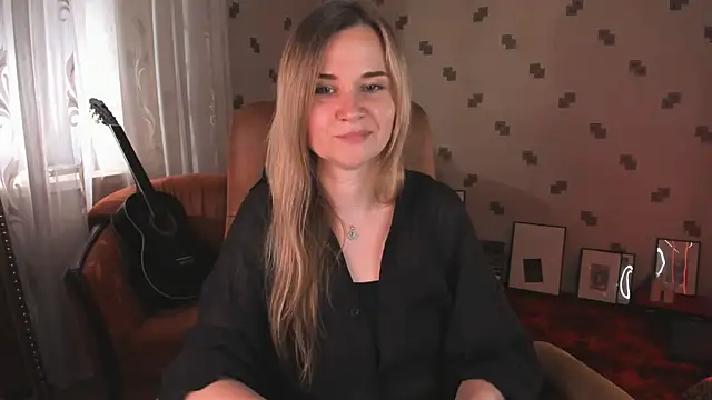 MiaSparkes online show from 26, 6, 2026