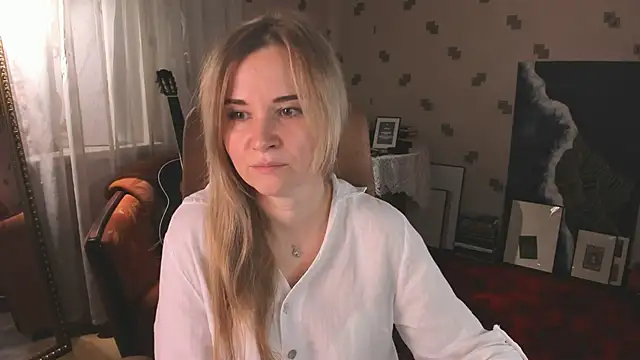 MiaSparkes online show from 17, 6, 2026