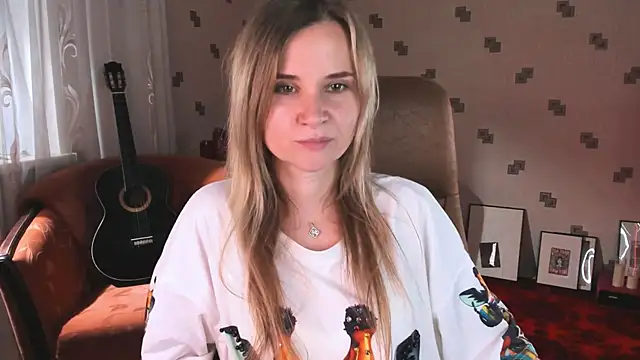 MiaSparkes online show from 4, 7, 2026