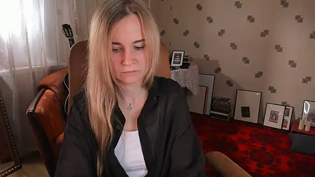 MiaSparkes online show from 16, 6, 2026